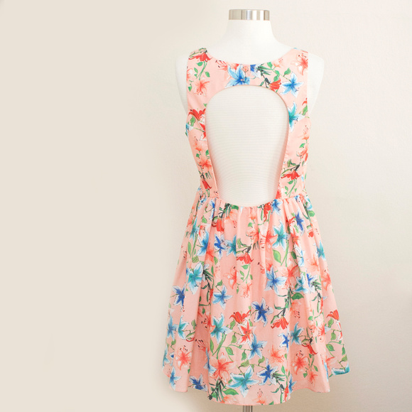 Ladakh Peach Floral Cut-Out Sundress 6 - Picture 2 of 6